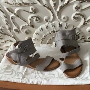 Miz Mooz‎ Gray Leather Sandals